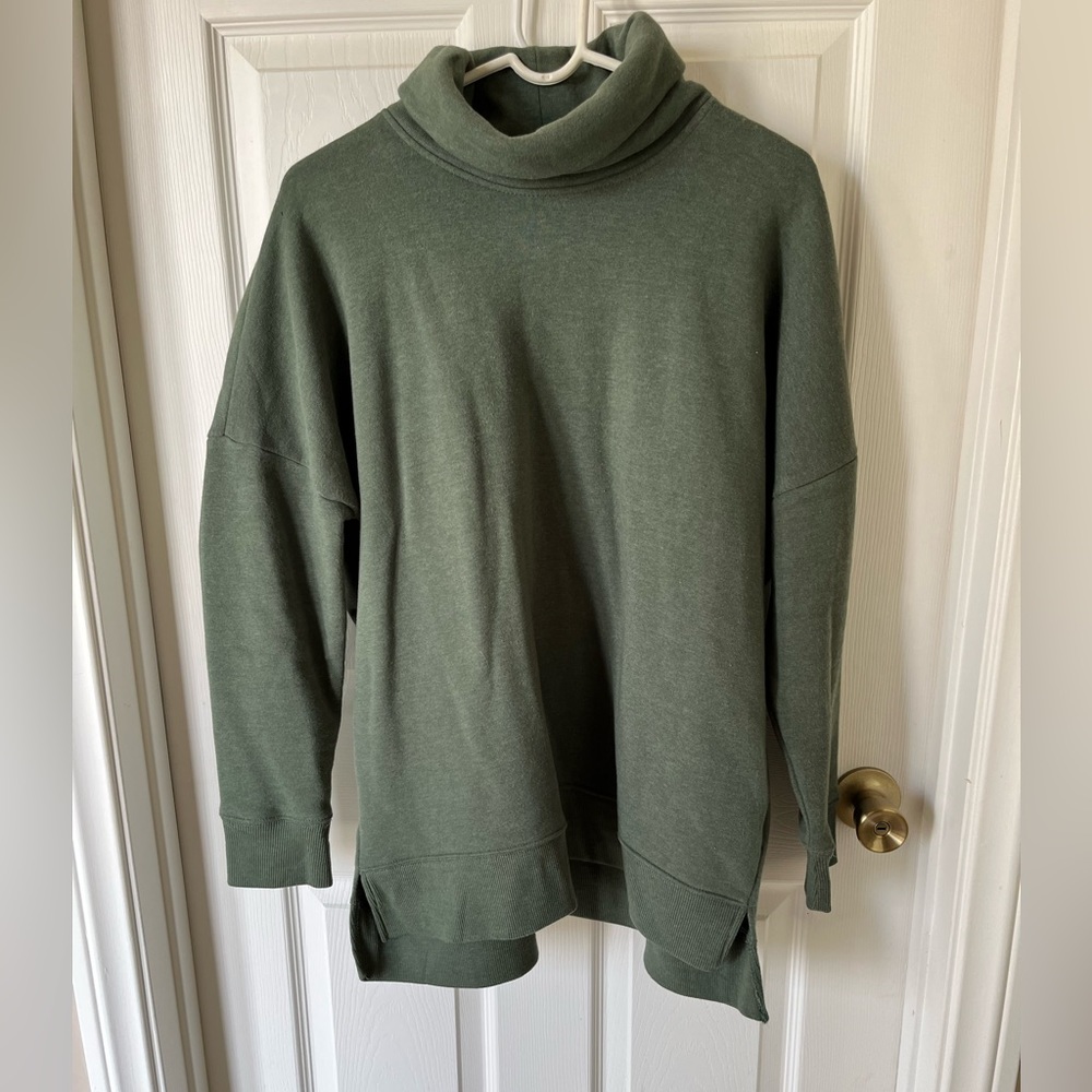 Turtle neck sweater- green- never worn
